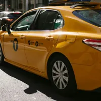 Metoda „Accidentul”: caz uluitor la Iași. Cum a intrat din mers în jocul escrocilor și taximetristul - Foto: Pexels/Tim Samuel