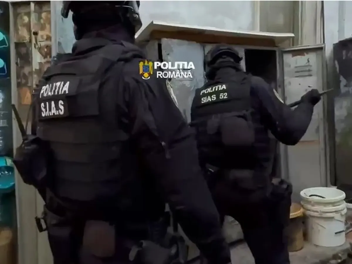 Percheziții de amploare într-un dosar de furt de combustibil din vagoane-cisternă. Prejudiciu uriaș