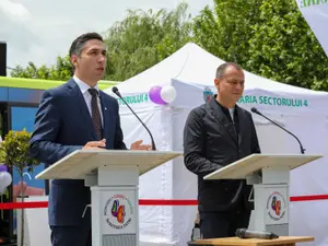 Gheorghiţă 43.000 de doze de vaccin AstraZeneca, au ieşit din perioada de valabilitate /FOTO: Facebook/Rovaccinare