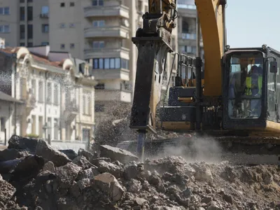 „Dorel” cu excavatorul a lăsat 700 de case din Sectorul 1 fără gaze - Foto: INQUAM PHOTOS / George Călin (Imagine cu rol ilustrativ)