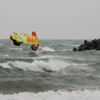 Windsurf de Crăciun, la Constanța, pe furtună Foto: Facebook/ Ion Dumitrașcu