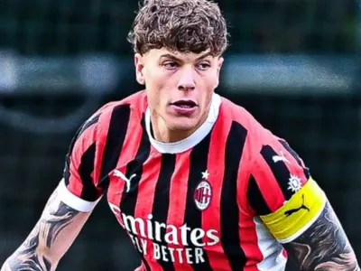 OUT! Antrenorul lui AC Milan a făcut anunțul, după ce Coubiș a debutat cu autogol și roșu direct
