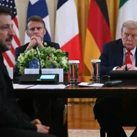 Dilema Ucrainei pentru a bloca o nouă invazie rusă. Cedarea teritoriilor nu e cea mai mare provocare - Foto: Profimedia images