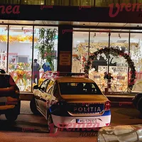 Șapte preoți au fost chemați să sfințească un restaurant/FOTO: Vremea Nouă