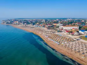 Cazare la mare cu doar 35 de lei pe noapte. În ce stațiuni te poți relaxa la prețuri reduse? - Foto: Profimedia Images/ Imagine cu caracter ilustrativ