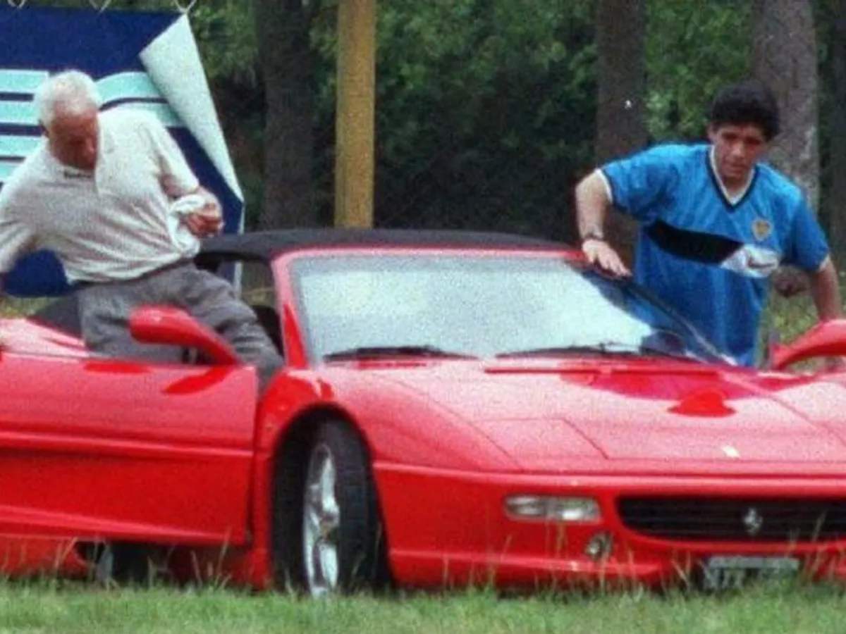 Ferrari F355 Spider / Foto: parabrisas.perfil.com
