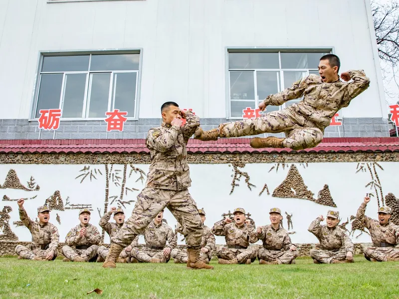 China accelerează cursa înarmării pentru „Partid şi popor”. Crește bugetul armatei cu 7,2% în 2023. - Foto: Profimedia Images