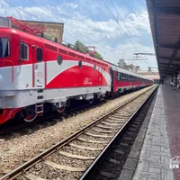 Rezervarea locului la călătoria cu trenul nu mai este obligatorie pentru distanțele sub 40 km - Foto: Facebook/ CFR Calatori