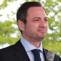 Motreanu: Salariații ce au grijă de o persoană grav bolnavă, concediu de cinci zile lucrătoare pe an/FOTO: Facebook/Dan Motreanu