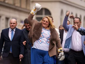 Șoșoacă "distruge" grupul parlamentar SOS din Senat. 3 senatori, eliminați din partidul rusofil - Foto: Profimedia images
