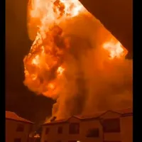 2 morți și 220 de răniți într-o explozie uriașă la un terminal de gaze - Foto: X/@InsaneRealitys