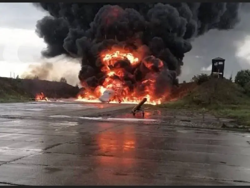 Drone ucrainene au făcut scrum două bombardiere strategice rusești și au avariat alte două  (imagine cu rol ilustrativ)-Foto: Telegram