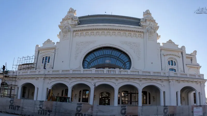 FOTO Cazinoul din Constanţa a fost restaurat. Va fi predat Primăriei din Constanţa în câteva zile - Foto: Facebook / Ministerul Dezvoltării