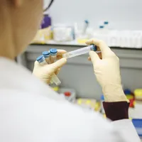 Suspiciuni de „vaccinare la chiuvetă” la Neghiniță. FOTO: Facebook