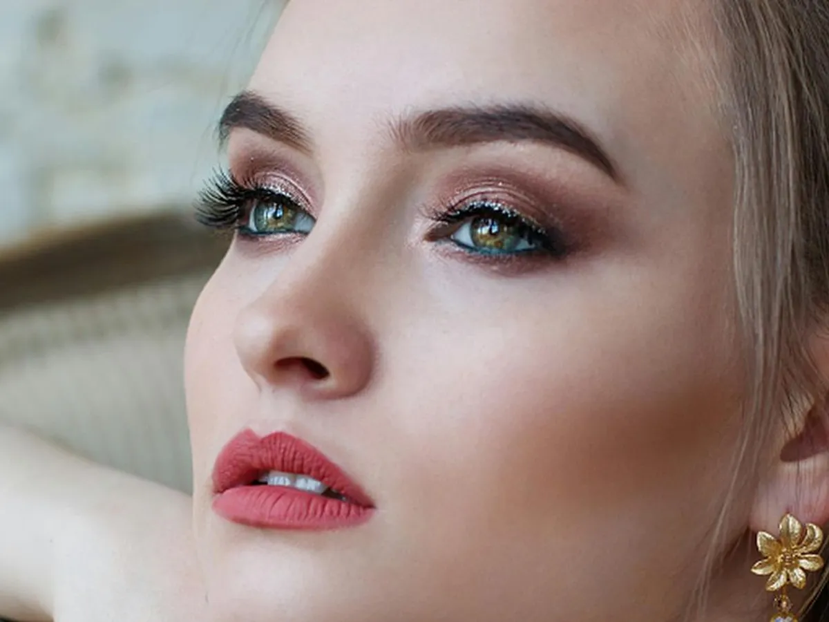 Femeie pozând - Foto: Pexels/Pixabay