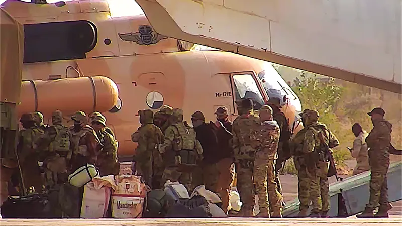 MERCENARI Soldații privați au devenit trupe de asalt bine echipate, cu o structură militară clară - Foto: Profimedia Images