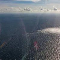 Insula Bornholm, Danemarca. 27 septembrie 2022. Vedere a scurgerii de gaz Nord Stream 2, luată de la un interceptor danez F-16 a scurgerii de gaz Nord Stream 2 - Foto: Profimedia Images