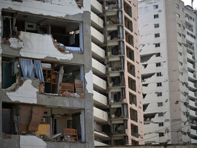 Imagine de după cutremurul din Venezuela. Blocuri şubrezite dramatic, în oraşul Catia La Mar, din statul La Guaira - Foto: Profimedia Imges
