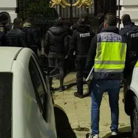 Escrocheria pusă la cale de o grupare de români, în Spania. Cum au furat ceasuri și bijuterii de lux - Foto: Poliția Română