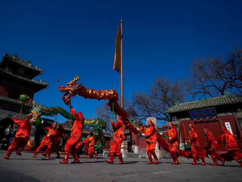 Intrăm în Anul Dragonului de Lemn. Obiceiuri şi superstiţii, în Noul An chinezesc - Foto: Profimedia Images