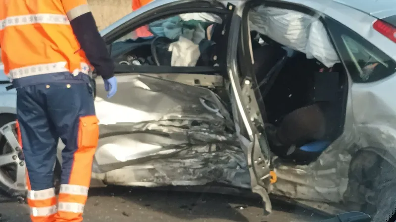 Doi morţi şi 4 răniţi lângă Floreşti, pe DN1 - Foto: INFO TRAFIC PRAHOVA