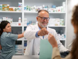 Medicamentele și îngrijirea medicală vor deveni mai scumpe. Ce schimbări îi așteaptă pe pacienți? Foto: Freepik (fotografie cu caracter ilustrativ)