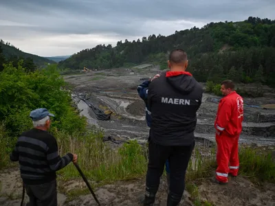 Localnicii din Praid refuză evacuarea chiar dacă pământul se surpă sub ei: „Cum să las casa aici” - Foto: Profimedia images