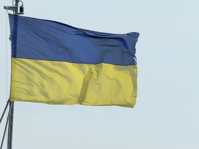 Un oraș polonez înlătură steagul ucrainean de pe primărie după un gest făcut de Zelenski. „Nu va duce la nimic bun”