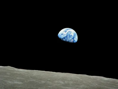 Pământul văzut de pe Lună - Foto: Pixabay (cu rol ilustrativ)