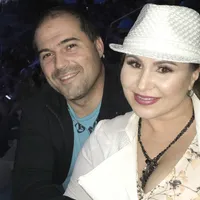 Ionuț Hristodorescu, împreună cu soția sa, Simona