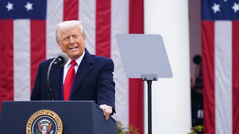 Europa, gata să contraatace "taifunul" de taxe impuse de Trump: "Vom reacționa". China a răspuns dur - Foto: Profimedia images