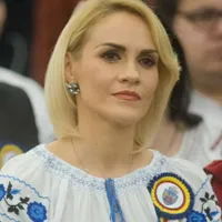Firea, pe făraș din PSD? Odată cu demisia din Guvern, s-a autosuspendat de la șefia PSD București - Foto: Facebook/Gabriela Firea