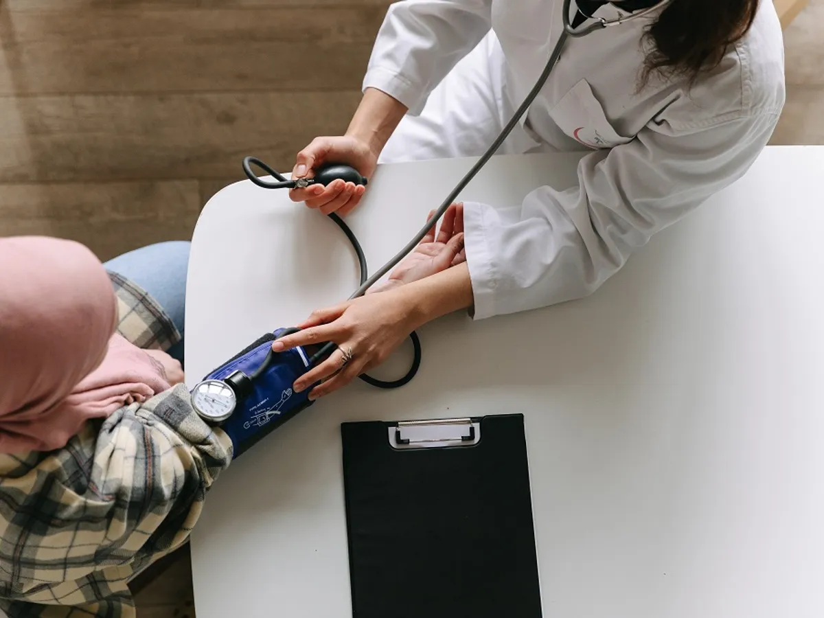 Pacient cu cancer la consultație Foto: pexels.com - rol ilustrativ