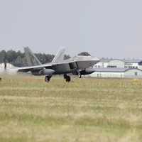 F-22 Raptor, în Polonia în cadrul „scutului aerian”/foto: twitter-baltic security