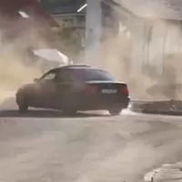 VIDEO Un șofer care făcea drifturi într-un sens giratoriu a rămas fără permis 30 de zile - Foto: captură video
