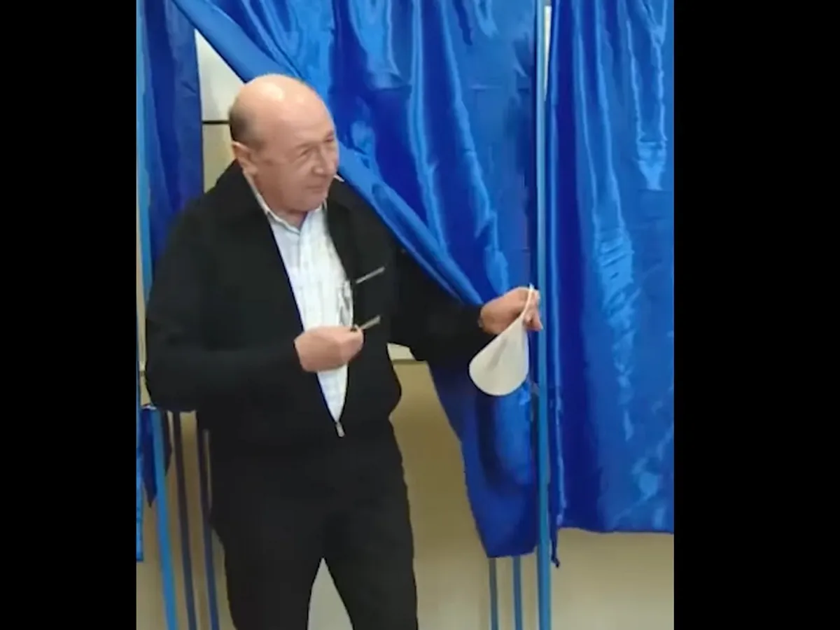Alegeri prezidențiale 2025. Fostul președinte Traian Băsescu: „De acest vot depinde schimbarea” - Foto: captură video