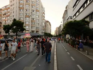 „Străzi deschise, Bucureşti - Promenadă Urbană”. Calea Victoriei redevine pietonală - Foto: News.ro(imagine cu rol ilustrativ)