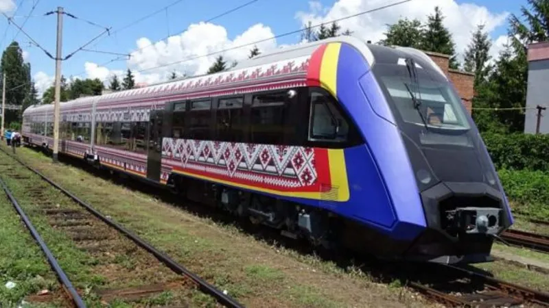 Primul tren diesel fabricat în România - Foto: Electroputere Pașcani