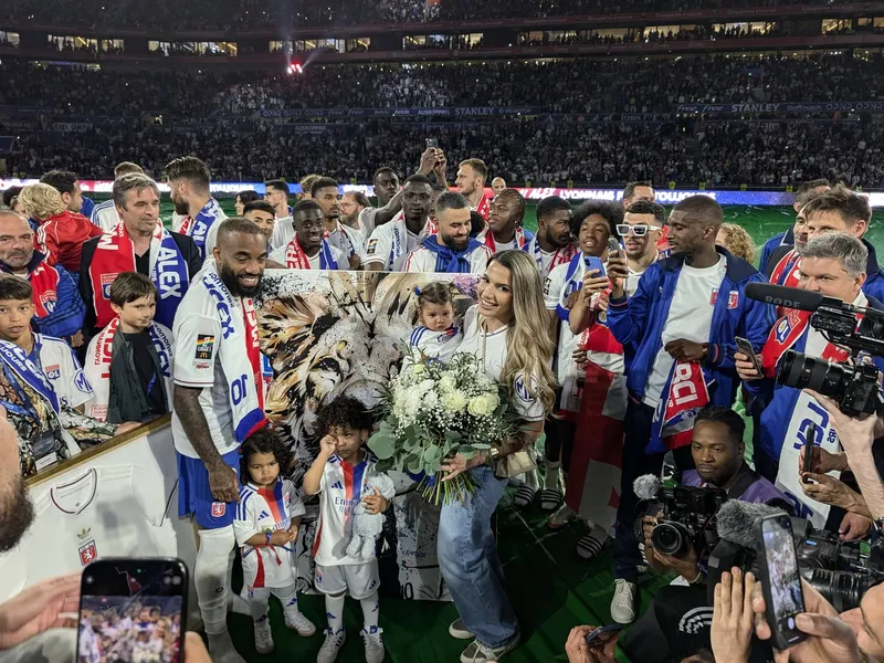 Locuința unui celebru fotbalist francez, spartă în timpul ultimului său meci la Olympique Lyon Foto: profimediaimages.ro