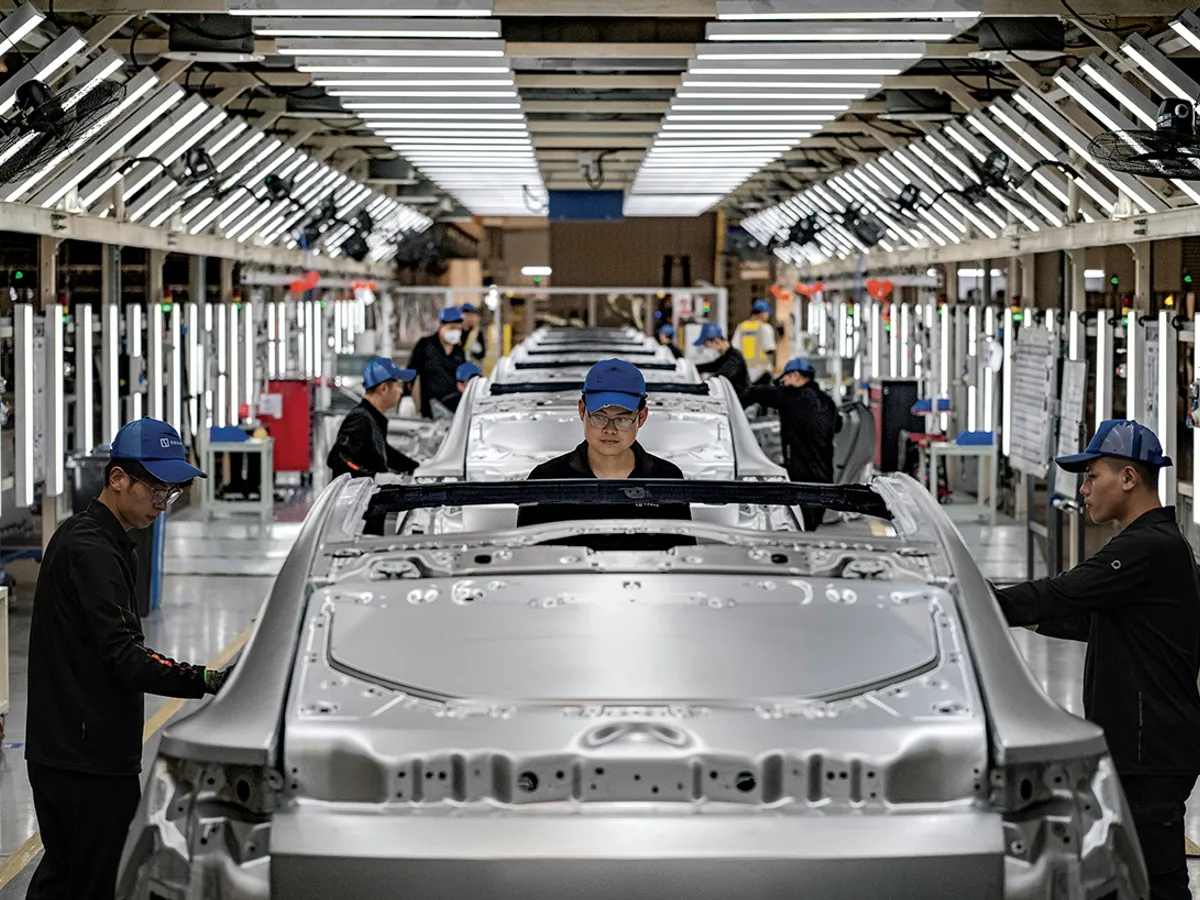 Vehicule electrice produse în China, domină vânzările globale