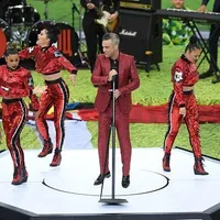 Robbie Williams a cântat în deschiderea campionatului mondial de fotbal, la Moscova