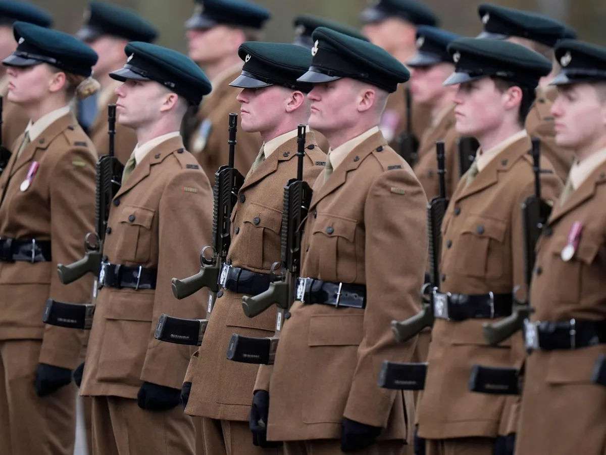 Armata britanică, program de „an sabatic” de militărie pentru instruirea celor sub 25 de ani. Ce face România