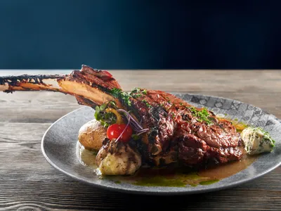 Friptură de miel - Foto: Freepik (imagine cu rol ilustrativ)