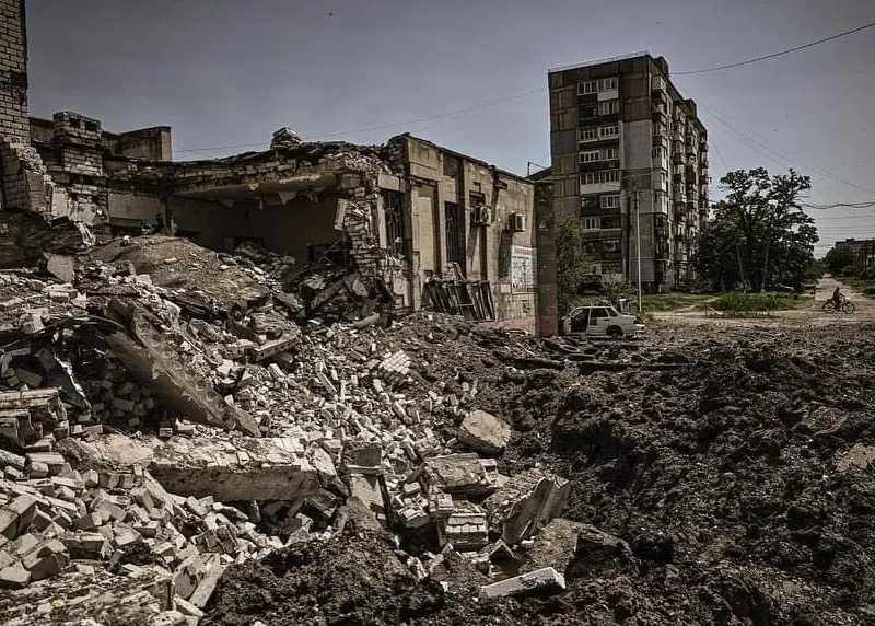 VIDEO Bombardamente brutale în Lisichansk. 60% din oraș este deja distrus/FOTO: Алчевськ UA🇺🇦