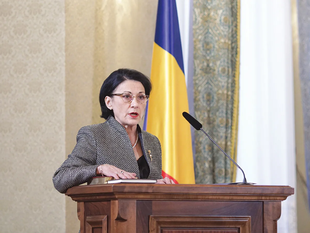 Ecaterina Andronescu a desființat Școlile de Arte și Meserii și viitorul a mii de adolescenți