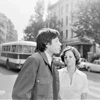 Cei doi actori, într-o scenă din „Singurătatea florilor”, un film din 1975 - Foto: Facebook/Studiourile Buftea