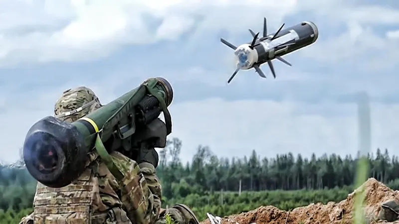 Lansator de rachete Javelin - FOTO: Youtube