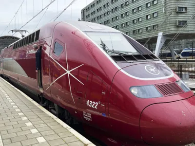 Situație critică în tunelul de sub Canalul Mânecii. Circulația tuturor trenurilor Eurostar a fost anulată