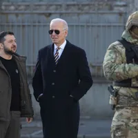 China vrea tratat de pace în 12 puncte în Ucraina. Biden și Zelenski - Foto: Profimedia Images