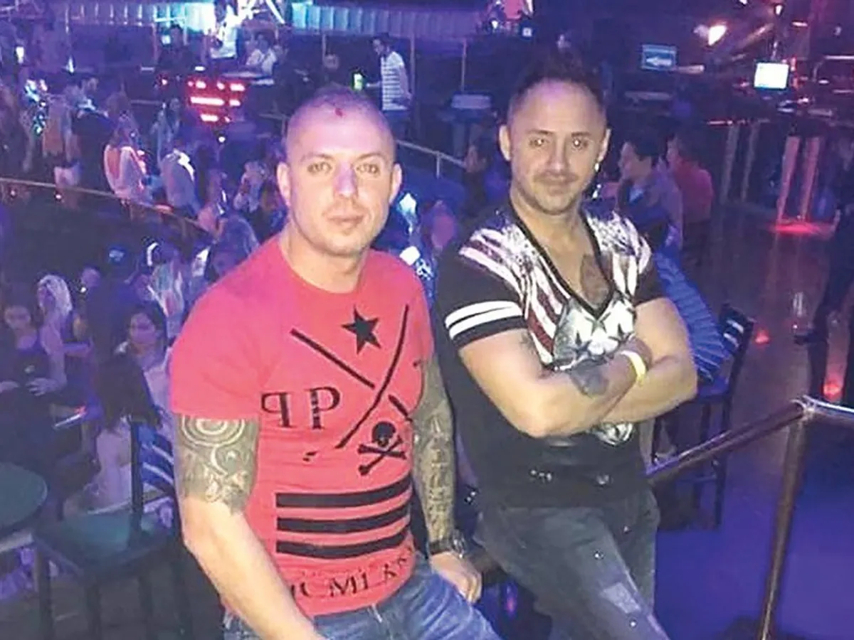 Sorin Marcu (dreapta, cu tricou negru), asasinat în Mexic